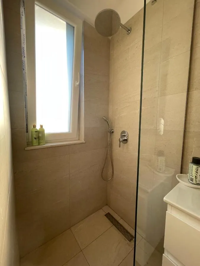 Square Inn Modern Studio City Center Tirana Apartment