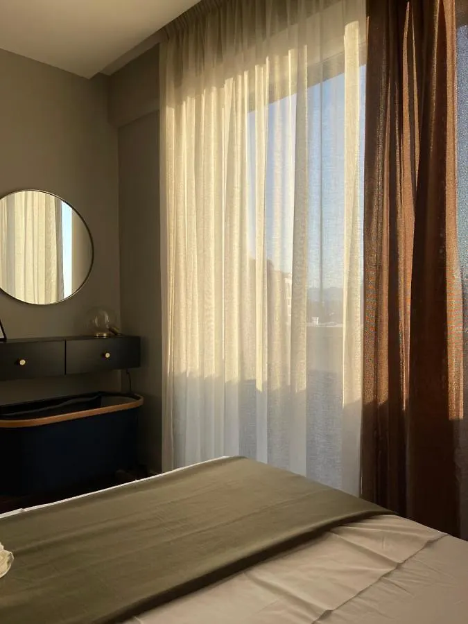 Square Inn Modern Studio City Center Tirana Albania